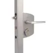 Imagen de Cerradura industrial de sobreponer Locinox LAKQU2 para puertas metálicas
