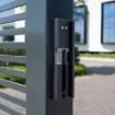 Imagen de Cerradero eléctrico de sobreponer Locinox Modulec 12-24 V AC/DC